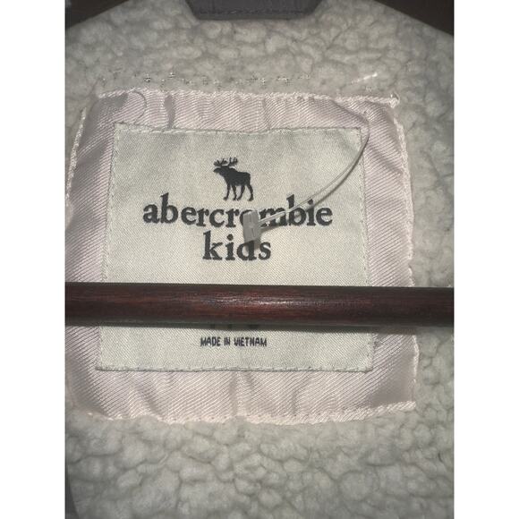 Ambwrcrombie and Fitch winter coat gray size 7/8 in great condition - Picture 8 of 9